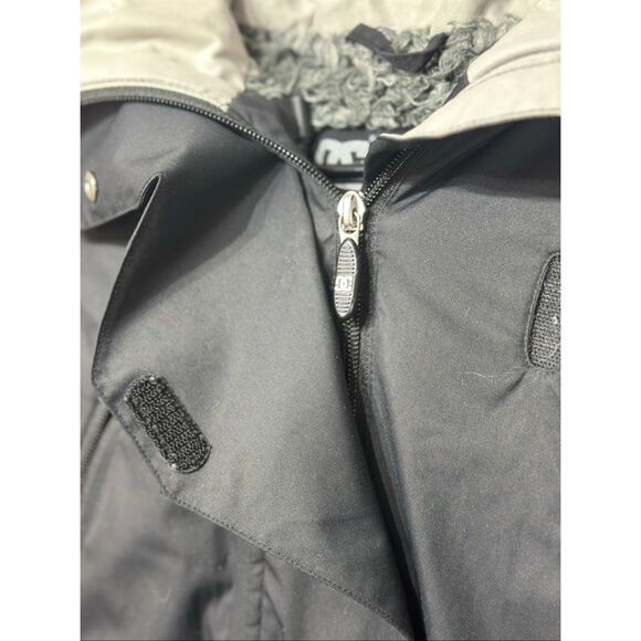 DC Snowboarding Pica-P Black Faux Fur Hooded Winter Coat Jacket Women's Small - Picture 6 of 13